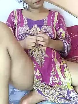 Photos of Beautifulsex4u from StripChat is Freechat