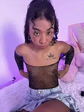 bella__honey from StripChat is Freechat