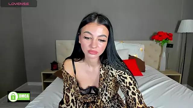 bella_bagira from StripChat is Freechat