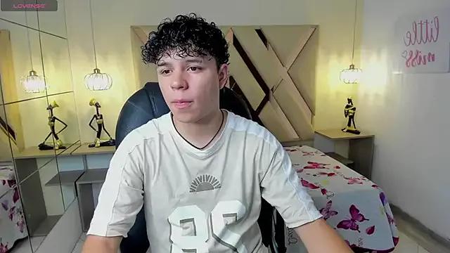 BenjaminTwink_ from StripChat is Freechat