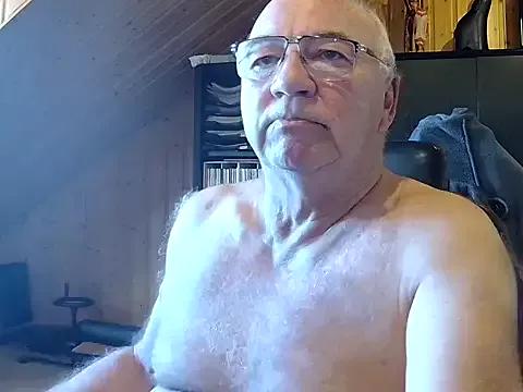 biggandybig from StripChat is Freechat
