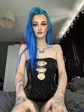 Bluetingx from StripChat is Freechat