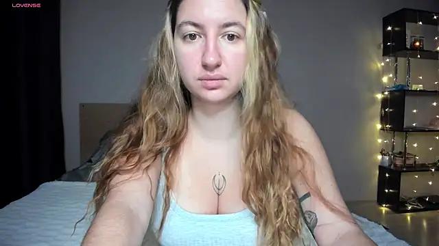 BonBon_ from StripChat
