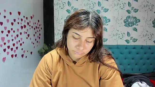 BonnieGrayssonS from StripChat