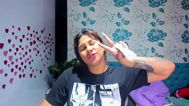 BonnieGrayssonS from StripChat