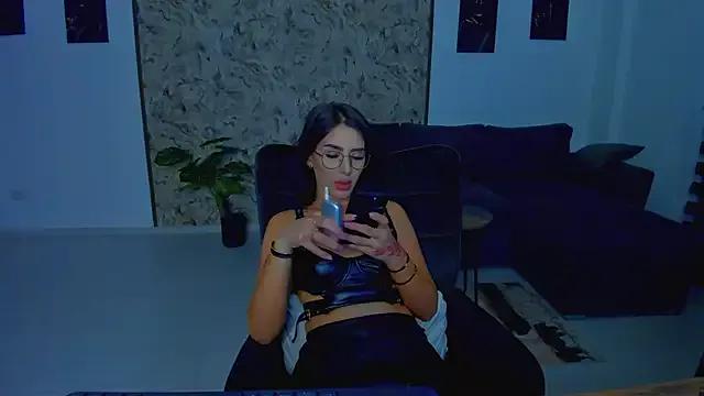 BriannaLane from StripChat is Freechat