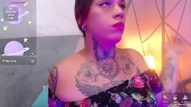 Try the hottest girls free webcams as they get au naturel and get naked fulfilling your nuttiest whims.