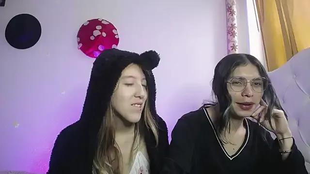 BRIAR_AND_BLAIR from StripChat is Freechat