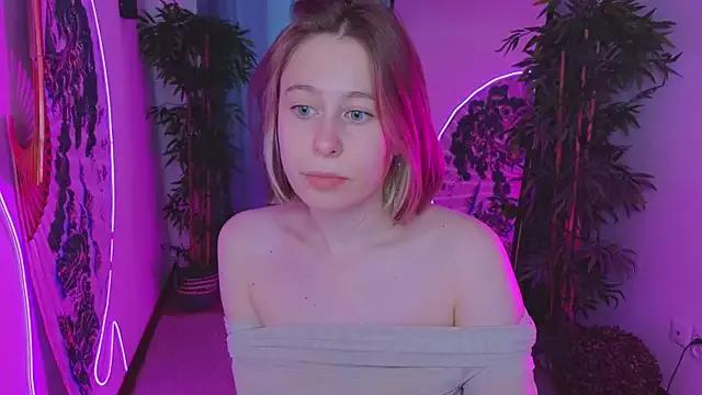 Brook1yn_White from StripChat