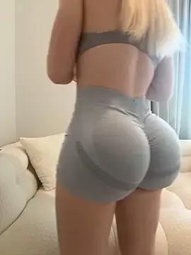 BustyBlondeBarbie from StripChat is Freechat