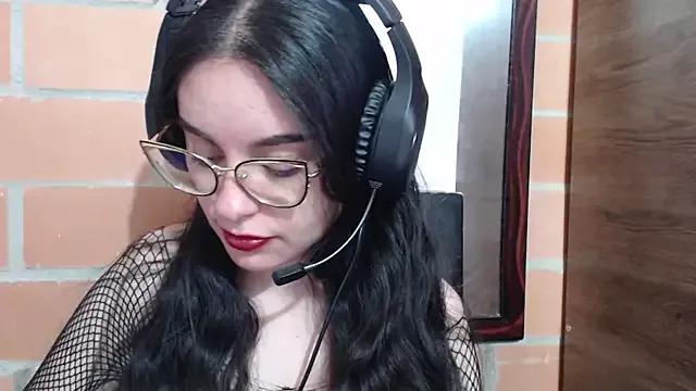 Try the hottest girls free webcams as they get au naturel and get naked fulfilling your nuttiest whims.