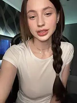 Photos of Camilla_Railian from StripChat is Freechat