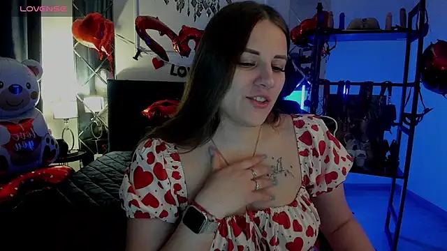 Try the hottest girls free webcams as they get au naturel and get naked fulfilling your nuttiest whims.