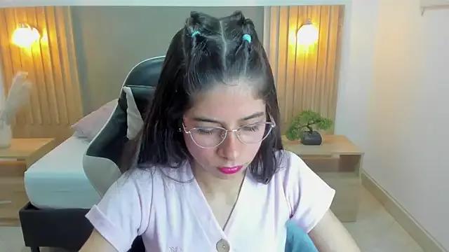 carlina_15 from StripChat is Freechat