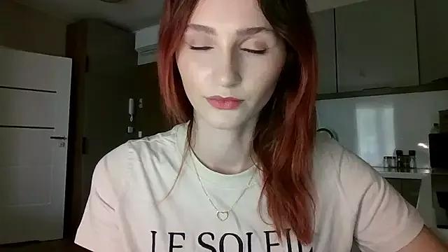 CarmelinaShow from StripChat is Freechat