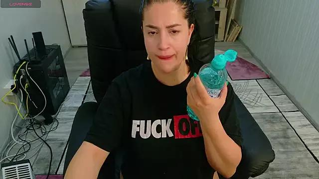 CarrieSquirt from StripChat