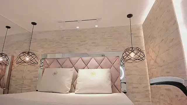 celene_midnight from StripChat is Freechat