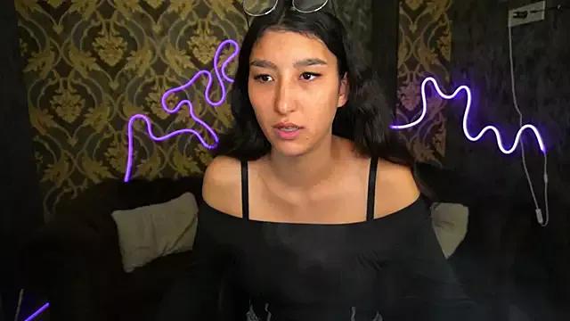 CharmMocco webcams show profile image 