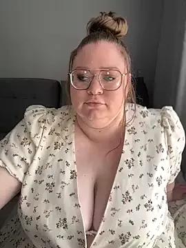 Try the hottest girls free webcams as they get au naturel and get naked fulfilling your nuttiest whims.
