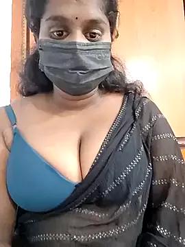 Photos of Chubbygirl_2 from StripChat is Freechat