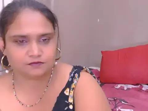 clover_cams1874 from StripChat is Freechat