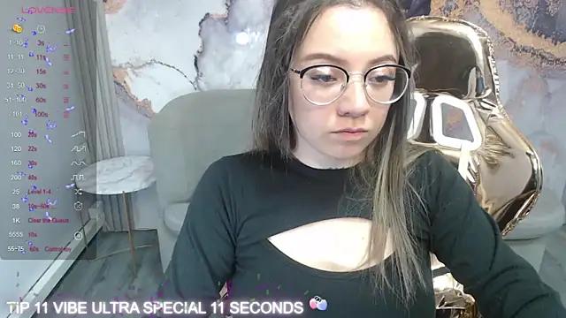 Try the hottest girls free webcams as they get au naturel and get naked fulfilling your nuttiest whims.
