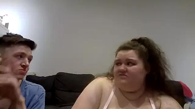 curvy_crystal from StripChat is Freechat