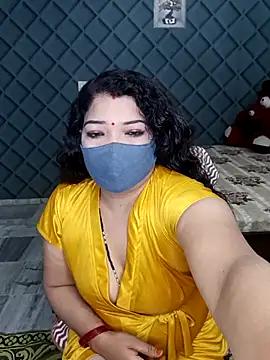 Try the hottest girls free webcams as they get au naturel and get naked fulfilling your nuttiest whims.