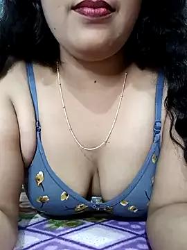 Try the hottest girls free webcams as they get au naturel and get naked fulfilling your nuttiest whims.