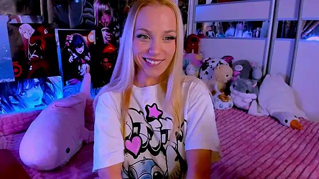 Try the hottest girls free webcams as they get au naturel and get naked fulfilling your nuttiest whims.