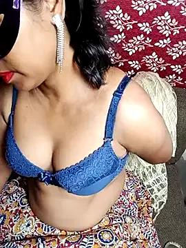 Cute_Jiyaa from StripChat is Freechat