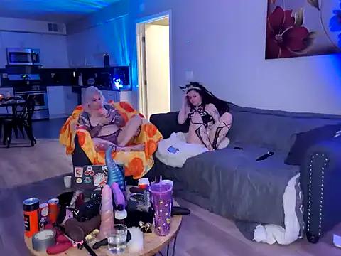 Try the hottest girls free webcams as they get au naturel and get naked fulfilling your nuttiest whims.