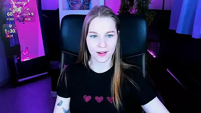 Try the hottest girls free webcams as they get au naturel and get naked fulfilling your nuttiest whims.