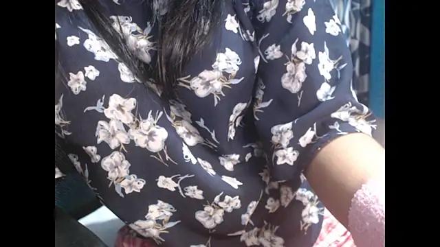 Try the hottest girls free webcams as they get au naturel and get naked fulfilling your nuttiest whims.
