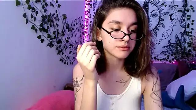 Try the hottest girls free webcams as they get au naturel and get naked fulfilling your nuttiest whims.