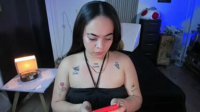 Try the hottest girls free webcams as they get au naturel and get naked fulfilling your nuttiest whims.