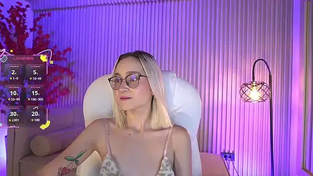 DalahiaRush from StripChat