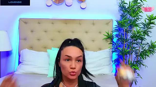 DaliyaArabian from StripChat is Freechat