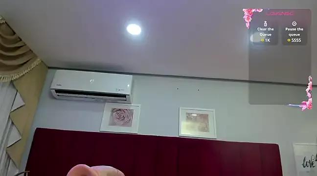 daniela_williams from StripChat is Freechat
