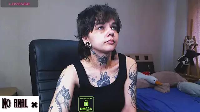 Try the hottest girls free webcams as they get au naturel and get naked fulfilling your nuttiest whims.