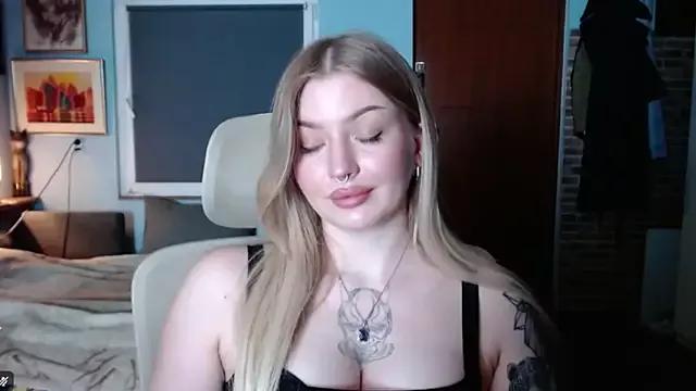DelightCamila from StripChat is Freechat