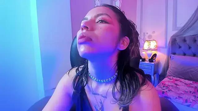 Delilah_fix webcams show profile image 