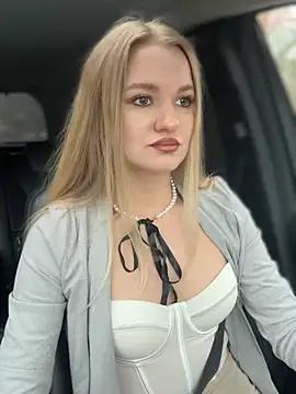 Try the hottest girls free webcams as they get au naturel and get naked fulfilling your nuttiest whims.