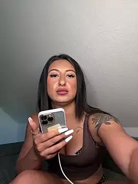 DianaBellaa from StripChat is Freechat