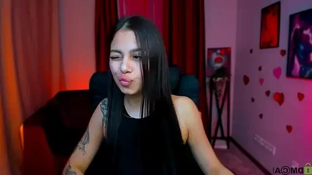 Try the hottest girls free webcams as they get au naturel and get naked fulfilling your nuttiest whims.
