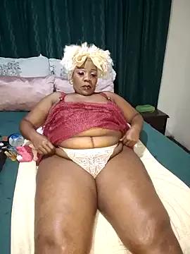 dirasweetlipsxx from StripChat is Freechat