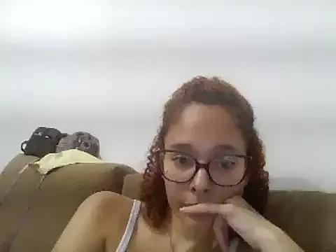 dominamoon_ from StripChat is Freechat