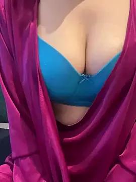 Try the hottest girls free webcams as they get au naturel and get naked fulfilling your nuttiest whims.