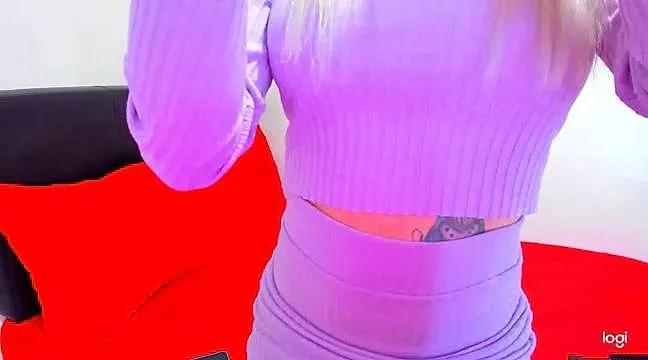 Try the hottest girls free webcams as they get au naturel and get naked fulfilling your nuttiest whims.