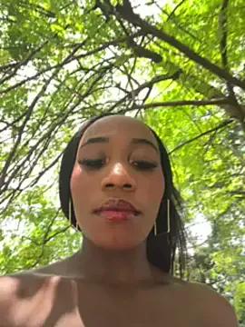 EBONY_GODDESS21 from StripChat is Freechat